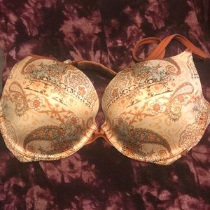 Victoria’s Secret Push up bra